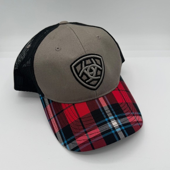 Ariat Other - Ariat Mens Trucker Hat Grey Plaid Brim Embroidered Shield Logo Snapback Cap